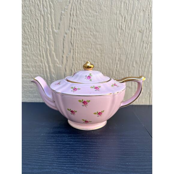 Vintage Sadler Pink Floral Teapot Gold Trim - Circa 1970s - Picture 1 of 8